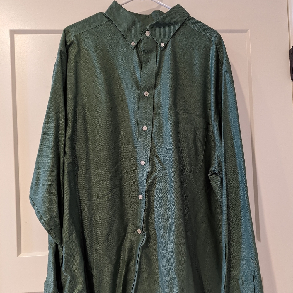 Men's button shirt